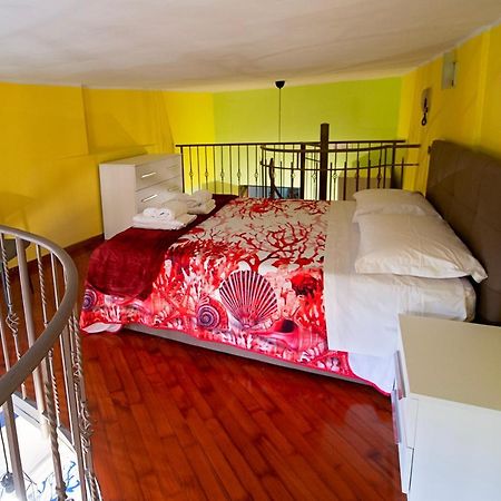 Casa "Positano" Da Ely - Salerno Centro Con Self Check-In Lägenhet Exteriör bild