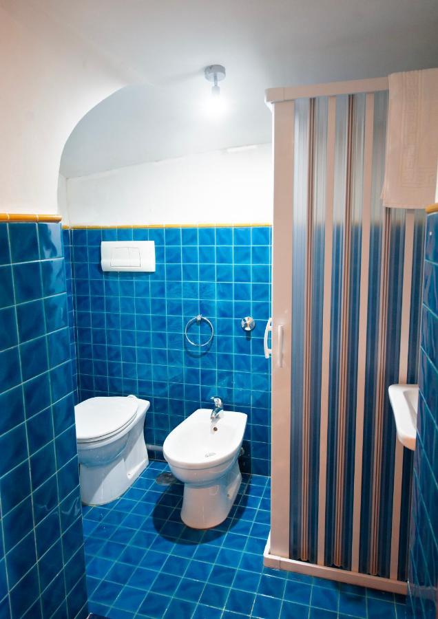 Casa "Positano" Da Ely - Salerno Centro Con Self Check-In Lägenhet Exteriör bild
