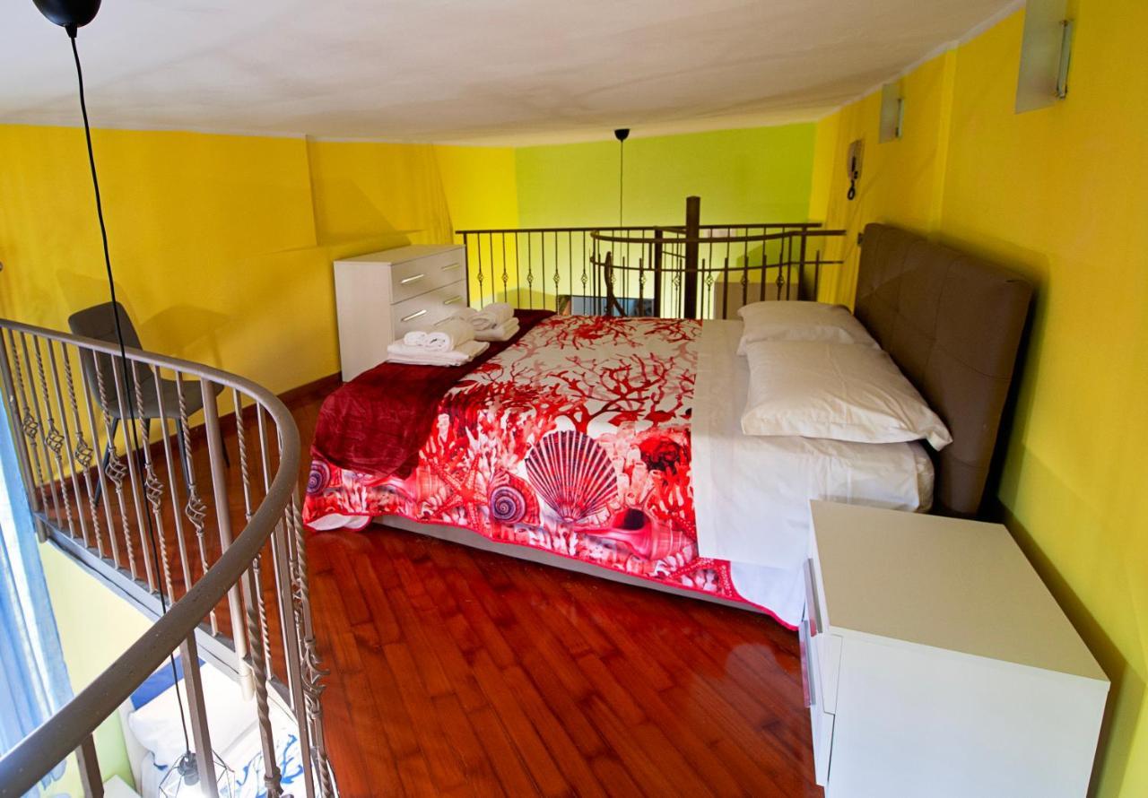 Casa "Positano" Da Ely - Salerno Centro Con Self Check-In Lägenhet Exteriör bild