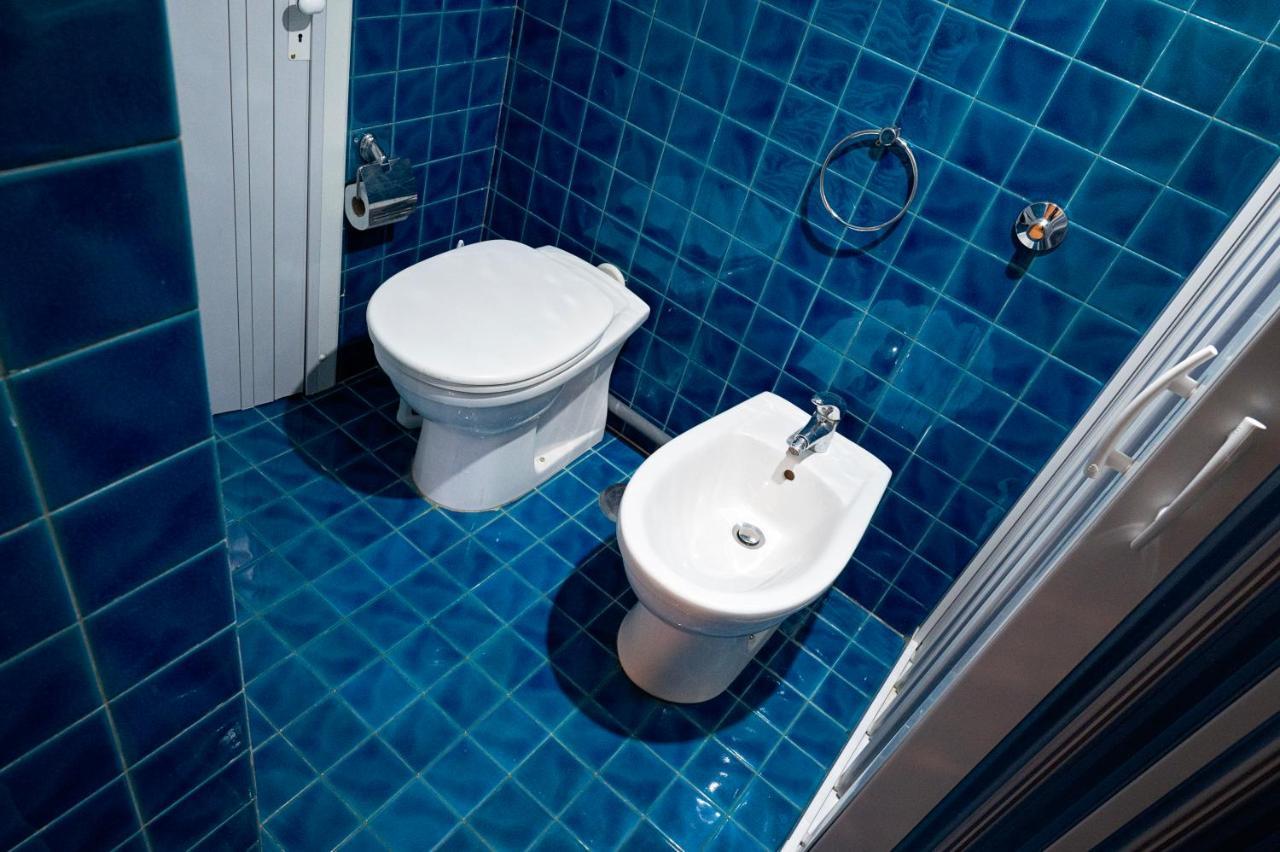 Casa "Positano" Da Ely - Salerno Centro Con Self Check-In Lägenhet Exteriör bild