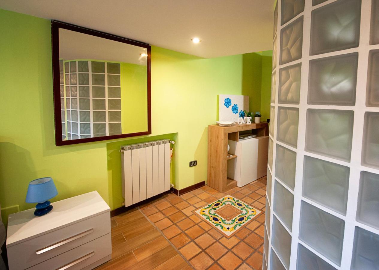 Casa "Positano" Da Ely - Salerno Centro Con Self Check-In Lägenhet Exteriör bild
