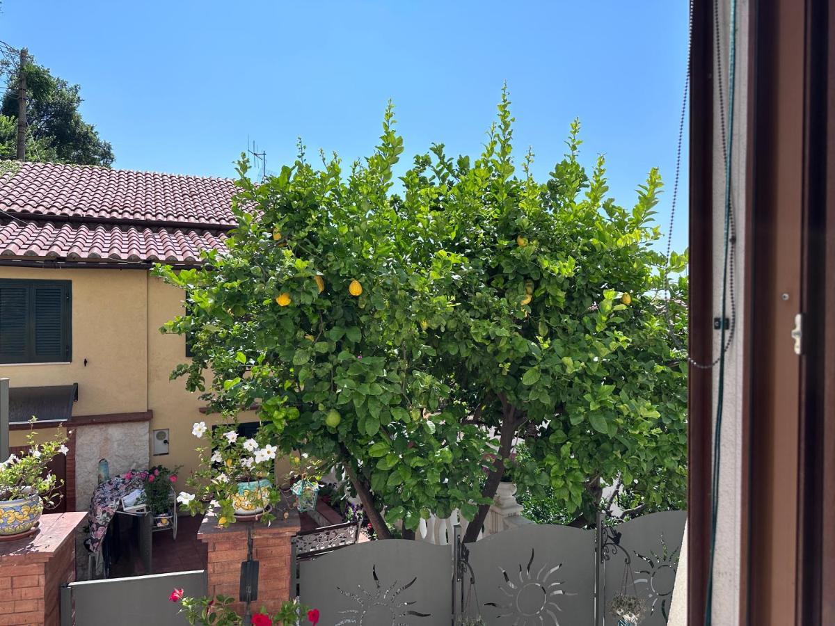 Casa "Positano" Da Ely - Salerno Centro Con Self Check-In Lägenhet Exteriör bild