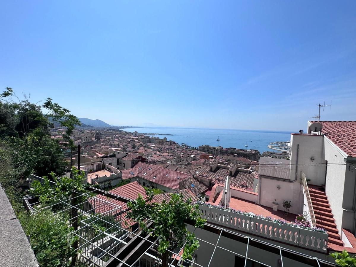 Casa "Positano" Da Ely - Salerno Centro Con Self Check-In Lägenhet Exteriör bild