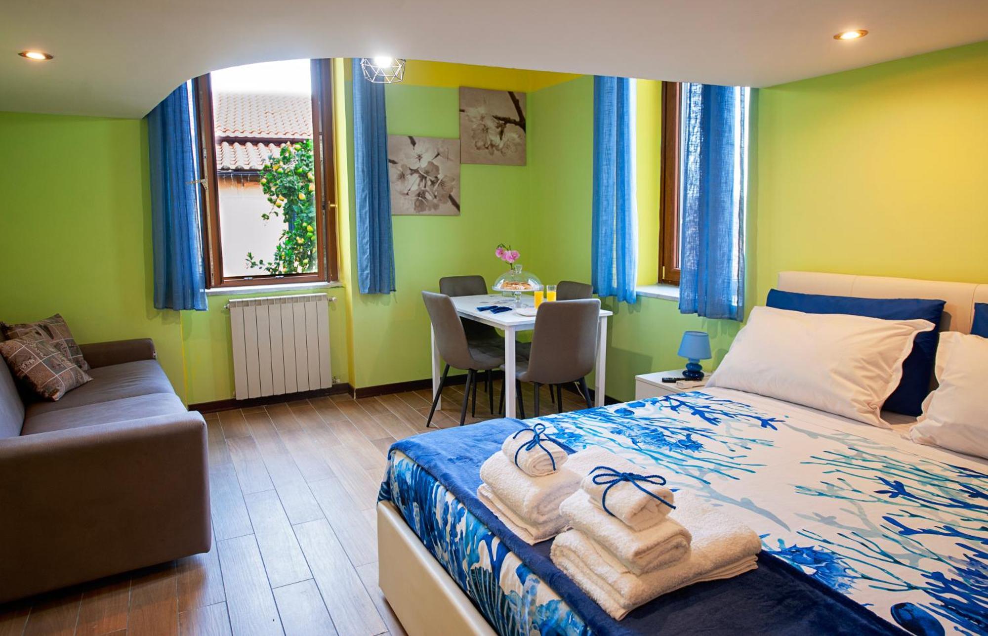 Casa "Positano" Da Ely - Salerno Centro Con Self Check-In Lägenhet Exteriör bild